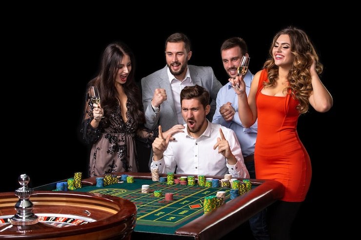 Detail mekanik permainan slot PG Soft dengan Wild, Scatter, dan fitur bonus